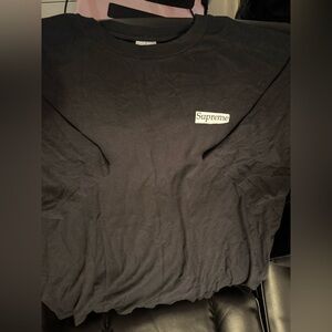 Supreme black tee S/S 2023